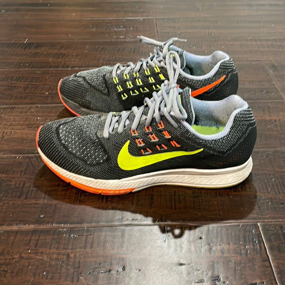 Men’s Nike Air Zoom Structure 18